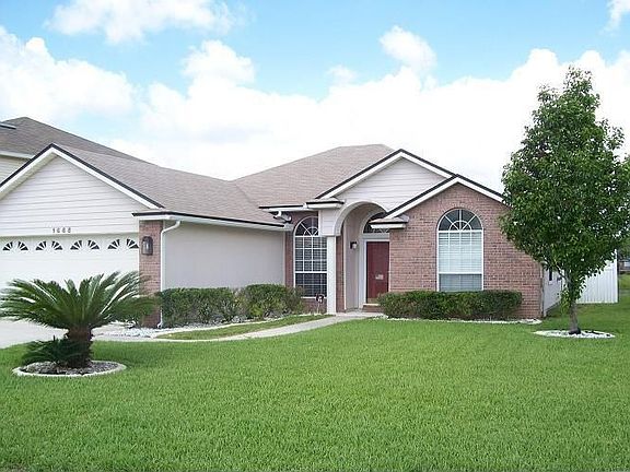 3rd image of 1668 E Hawkins Cove Dr