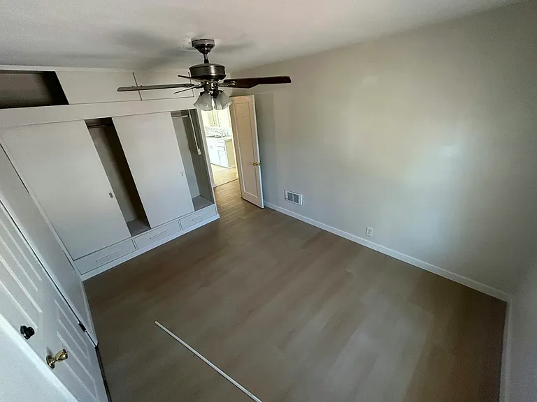 400 W 13th St #1 — Photo 10