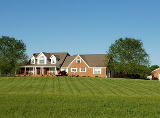 951 Tom Hunt Rd, Chickamauga, GA 30707