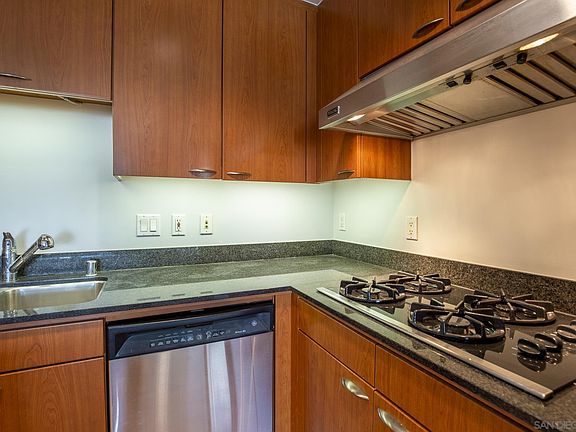 5th image of 645 Front St Unit 1203