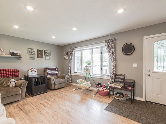 5th image of 5152 Blossom Dr