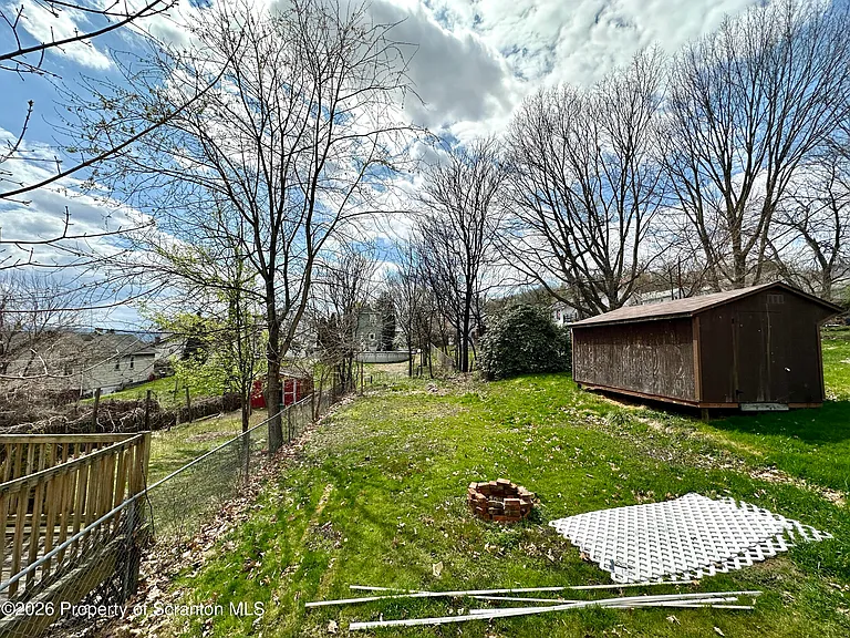 159 Reynolds St — Photo 17