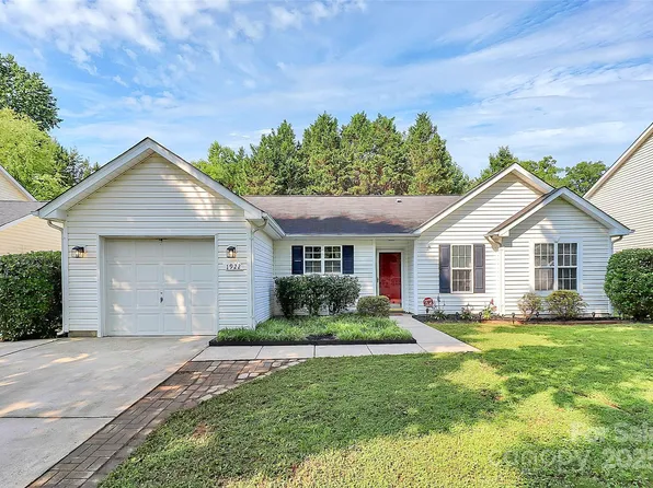1922 Decatur Ct, Charlotte, NC 28213