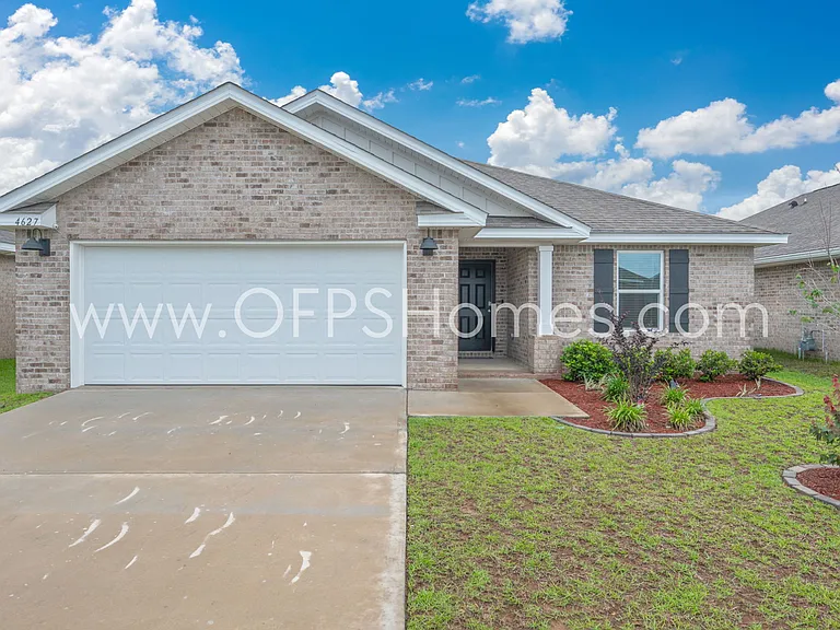 4627 Naval Ct — Photo 2
