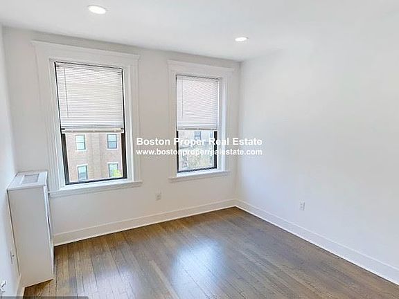 19 Peterborough St. #20 Boston - Fenway Unit Photo 1