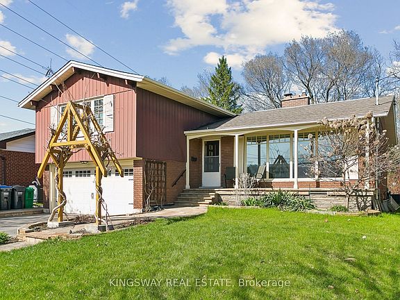 3rd image of 2175 Denise Rd