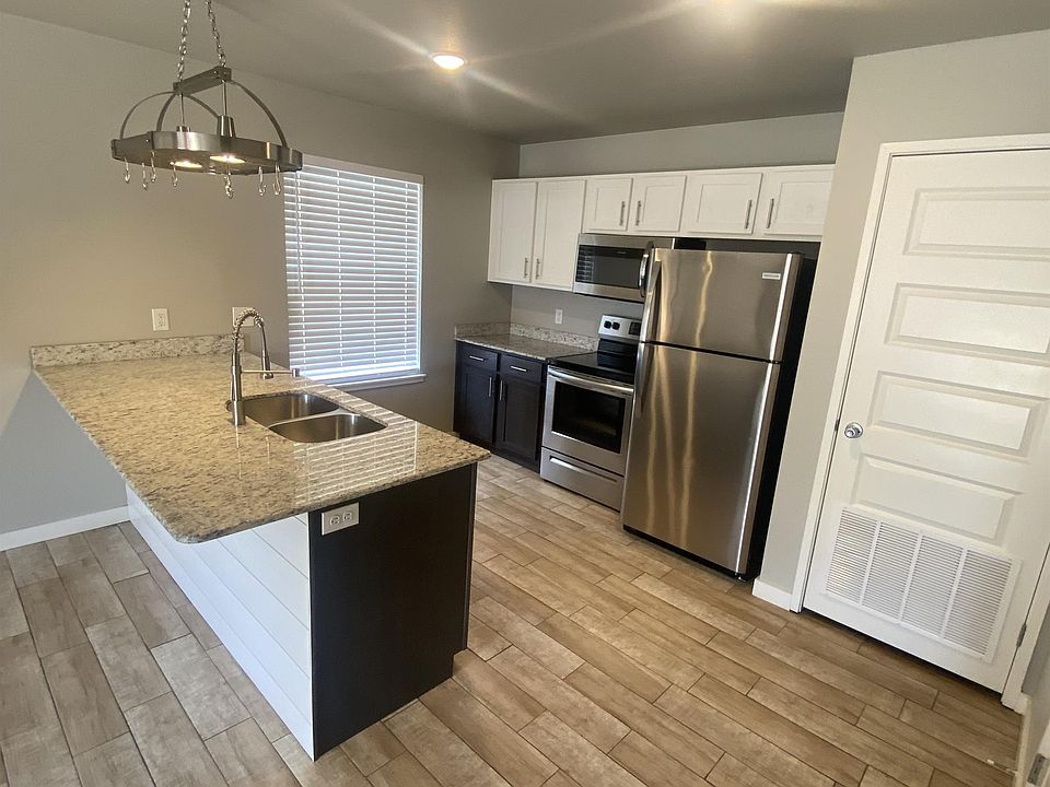 1811 Osage St #B, Fort Smith, AR 72901 | Zillow