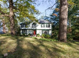 6 Kissel Ln, Morristown, NJ 07960