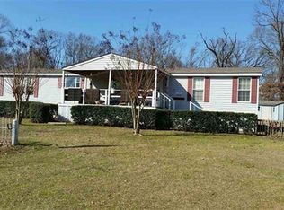 1159 N Page Rd, Longview, TX 75605