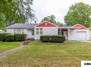 312 Williamette Ave, Lincoln, IL 62656