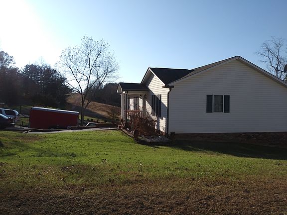 2nd image of 160 Jotish Dr