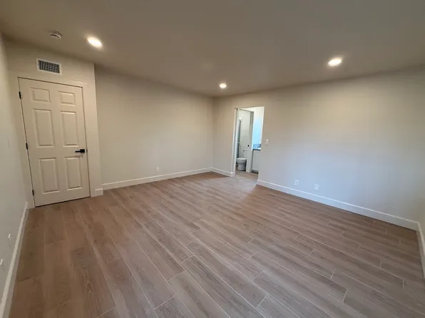 28240 Via Princesa APT D, Murrieta, CA 92563