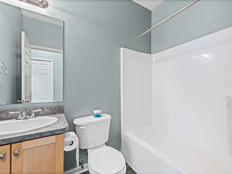 3326 Hilton Rd — Photo 8