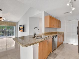 3209 Clint Moore Rd APT 207, Boca Raton, FL 33496