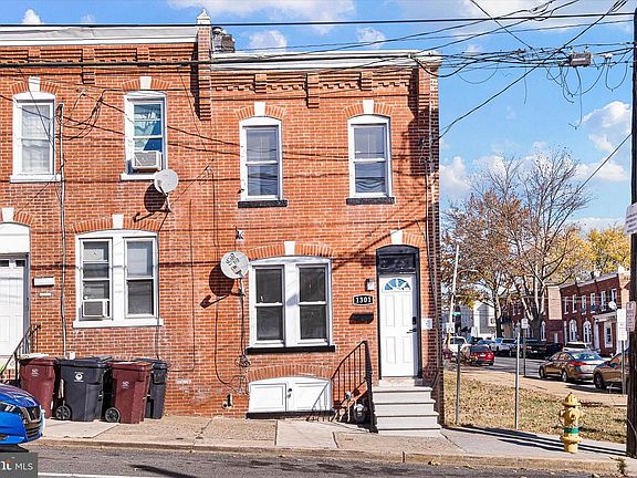 2nd image of 1301 Lancaster Ave