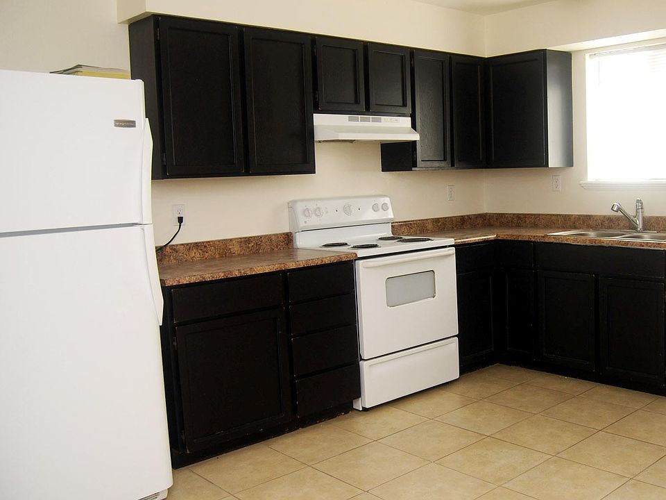 2nd image of 635 N 100 W APT D