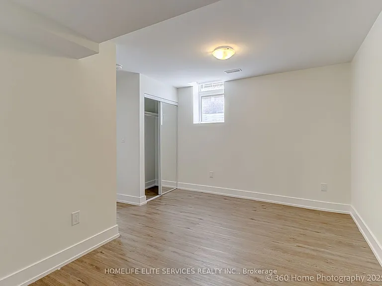 40 Northway Ave — Photo 11