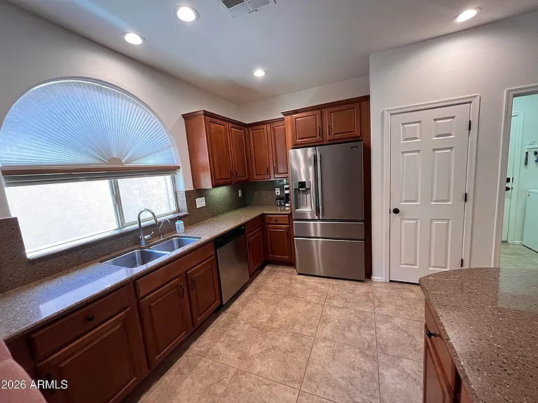 4502 E Narrowleaf Dr — Photo 6