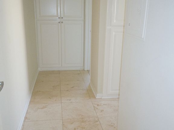 3rd image of 116 Paseo De La Concha APT 4