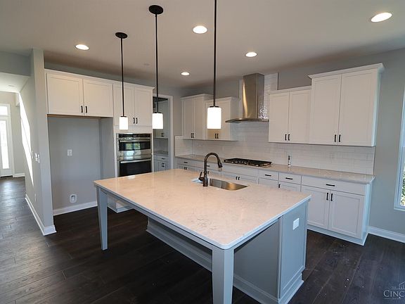 3rd image of 5650 Eldon Dr #160