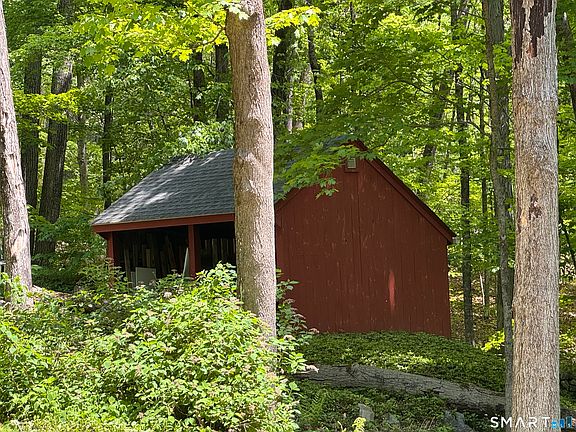 4th image of 16 Cross Brook Road