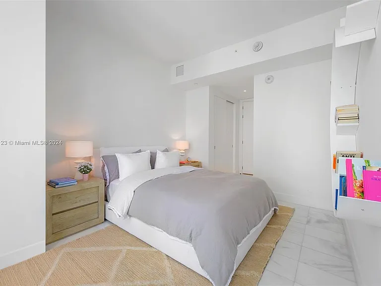 700 NE 26th Ter #1003 — Photo 25