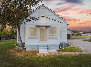 18905 Voiland St, Roseville, MI 48066