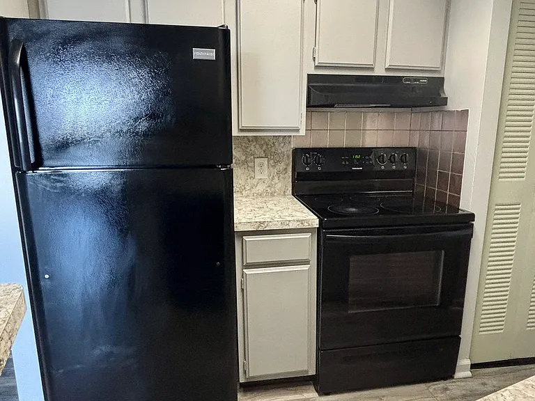 Triad Apartments — Photo 15