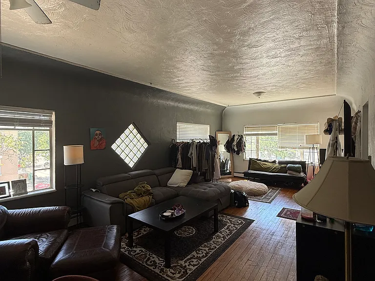 Francesca Apartments — Photo 67