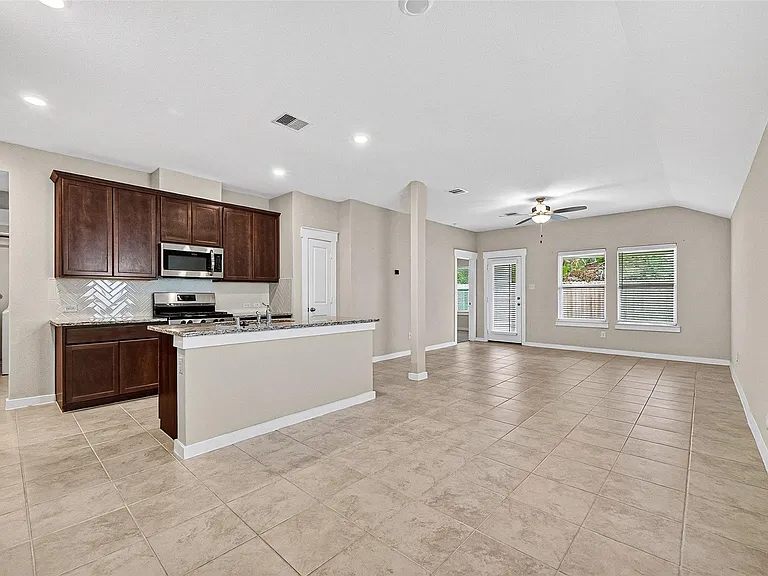 252 Laura Leigh Ln — Photo 7