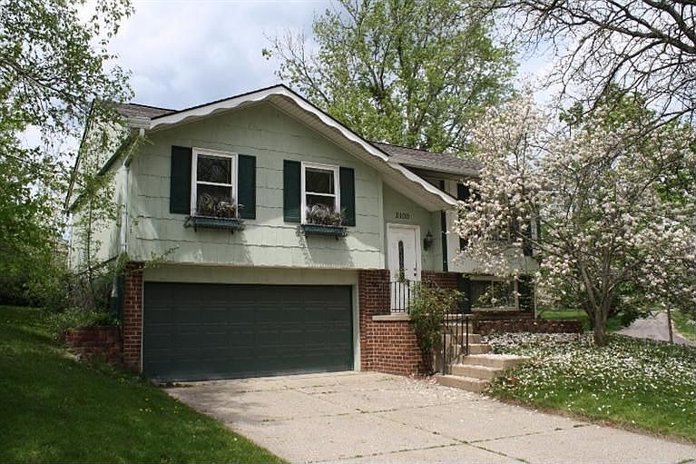 1st image of 2100 Thaler Ave