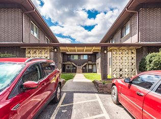 429 Thrift Ave APT B, Saint Louis, MO 63137