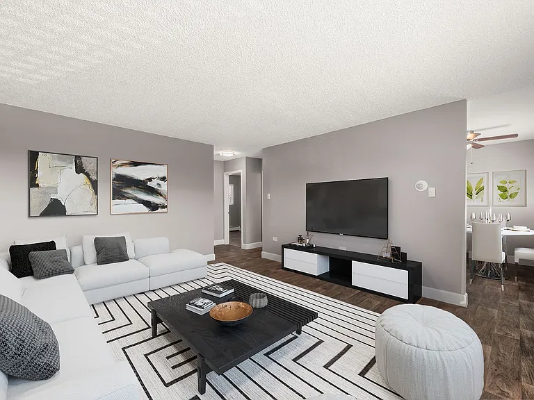 Crestone Apartments — Photo 11