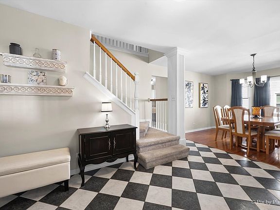 4th image of 2060 Arapaho Dr