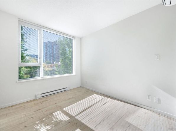 2 bedroom rental in Richmond — photo 8