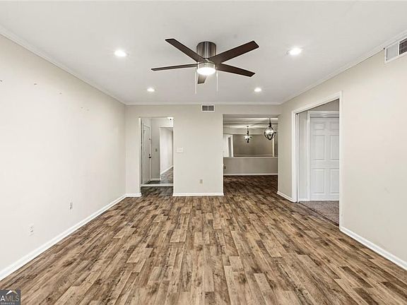 5th image of 6851 Roswell Rd Unit D15