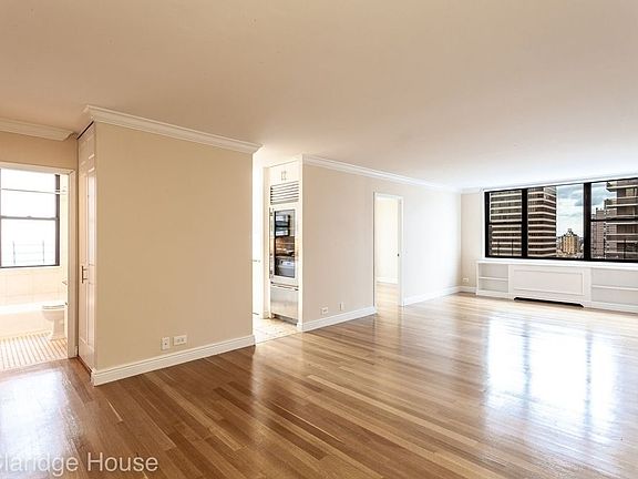 5th image of 201 E 87th St APT 12J