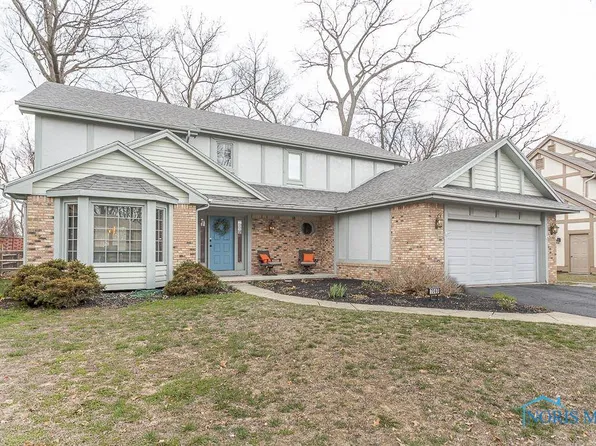 7040 Regents Park Blvd, Toledo, OH 43617