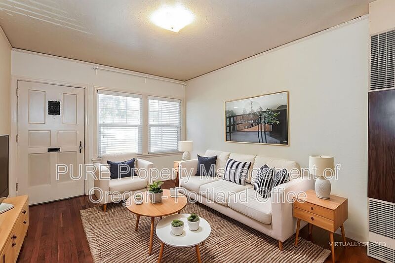 1st image of 715 NE 20th Ave APT 1