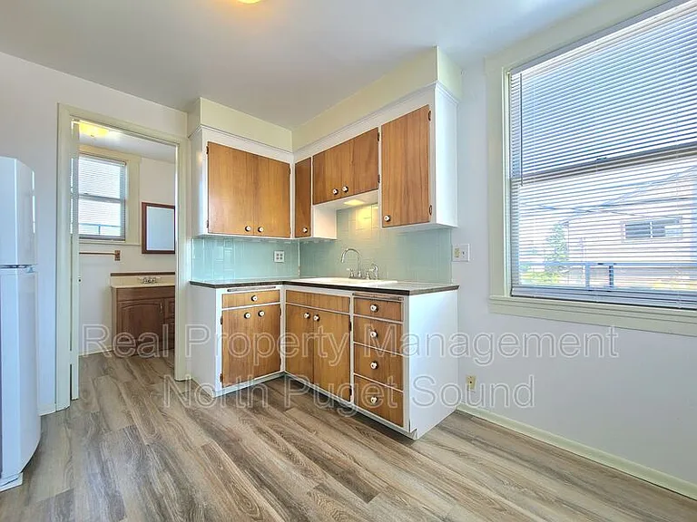 2301 Rucker Ave #4 — Photo 16