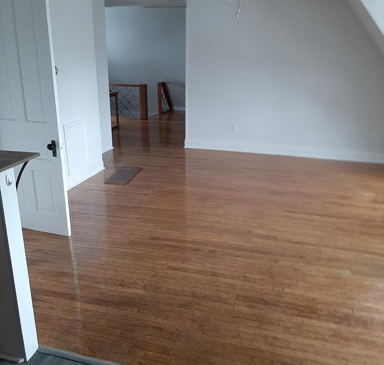 1st image of 209 N West St #1