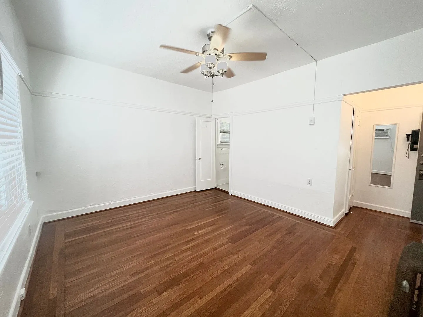 1305 24th Street — Photo 3