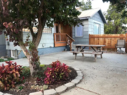 1724 Stella Ave Photo 1