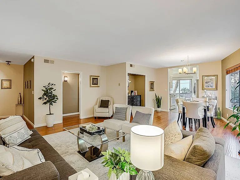 1st image of 1122 Peck Dr #104A