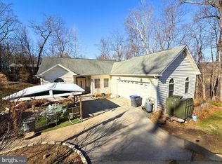 289 Magnolia Dr, Front Royal, VA 22630