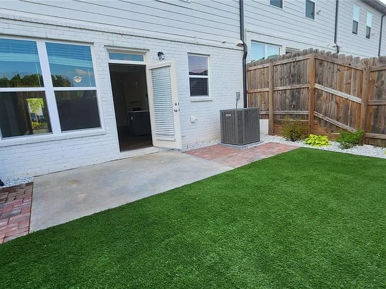 300 Auburn Valley Way — Photo 30