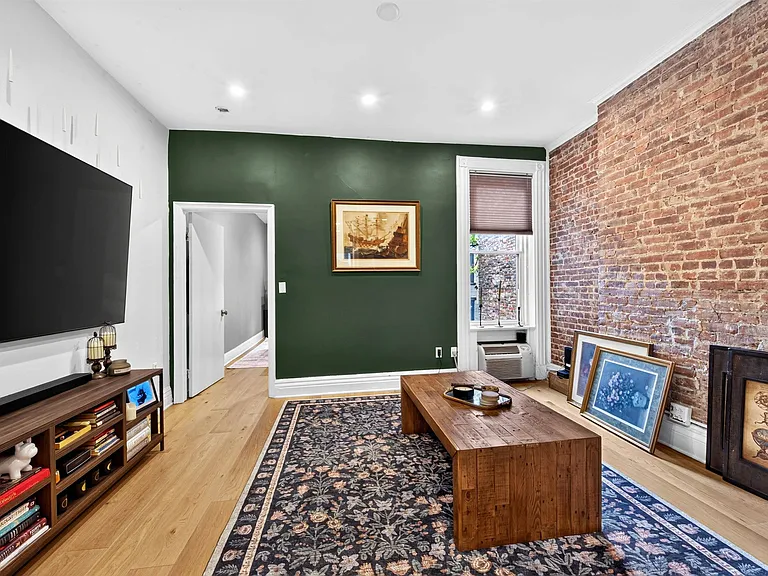 1214 Washington St #2 — Photo 3