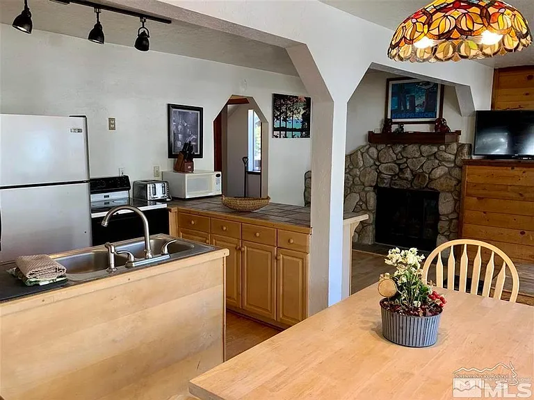 424 Quaking Aspen Ln #B — Photo 7