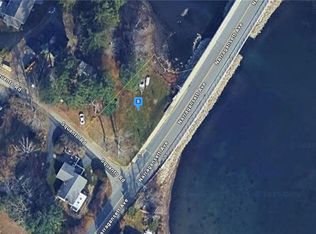 2 Squanto Rd, Lanesborough, MA 01237