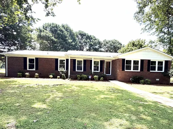 181 Charles Dr, Hazel Green, AL 35750